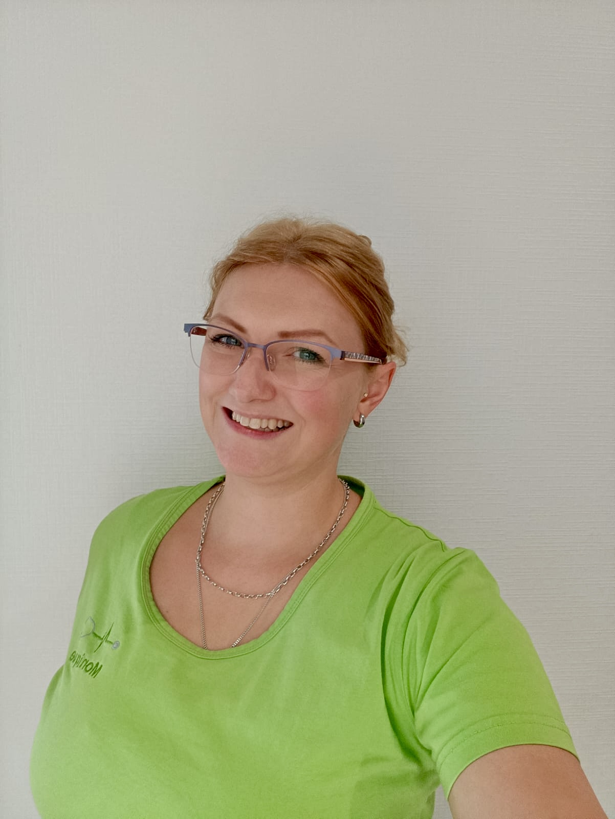 063f3903-b27a-4ce5-96e5-ef1271a02aa1 Monique